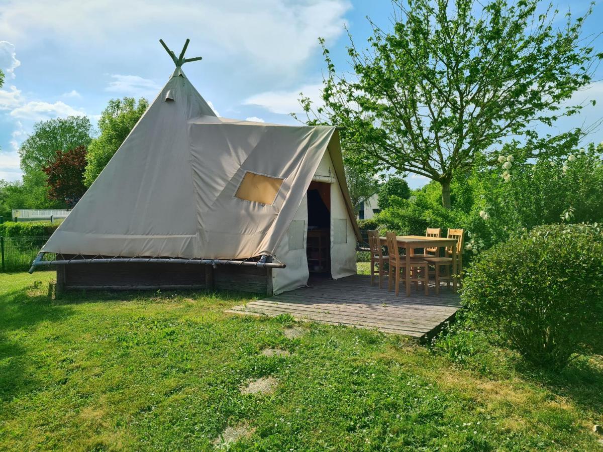 Resort & Camping - Val De Braye Bessé-sur-Braye Zewnętrze zdjęcie