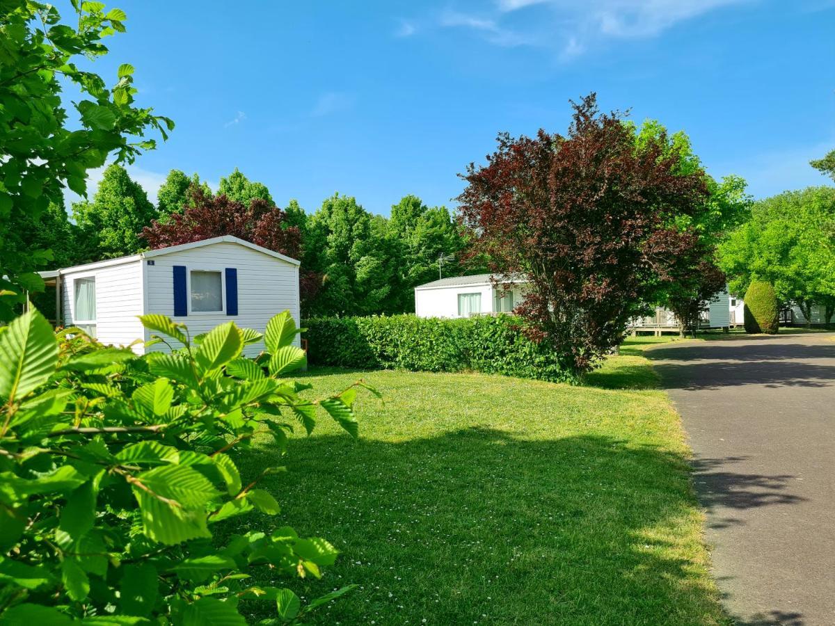 Resort & Camping - Val De Braye Bessé-sur-Braye Zewnętrze zdjęcie