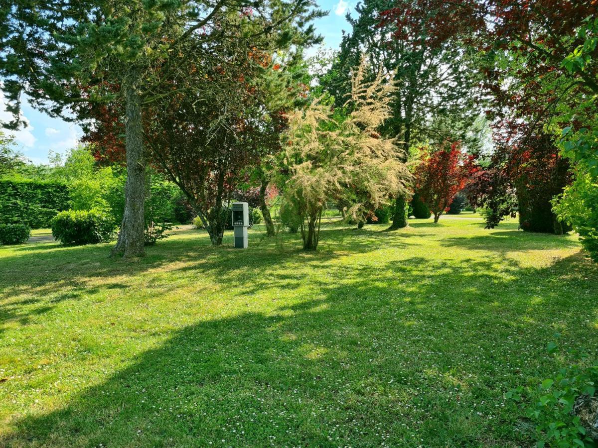 Resort & Camping - Val De Braye Bessé-sur-Braye Zewnętrze zdjęcie