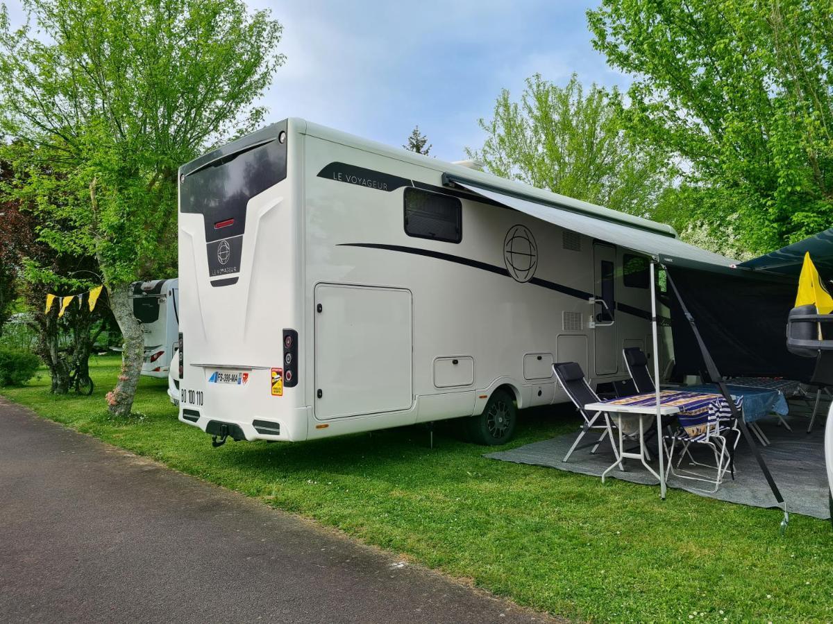Resort & Camping - Val De Braye Bessé-sur-Braye Zewnętrze zdjęcie