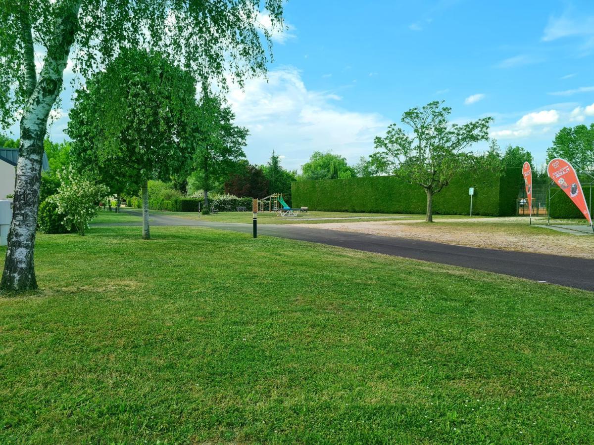 Resort & Camping - Val De Braye Bessé-sur-Braye Zewnętrze zdjęcie