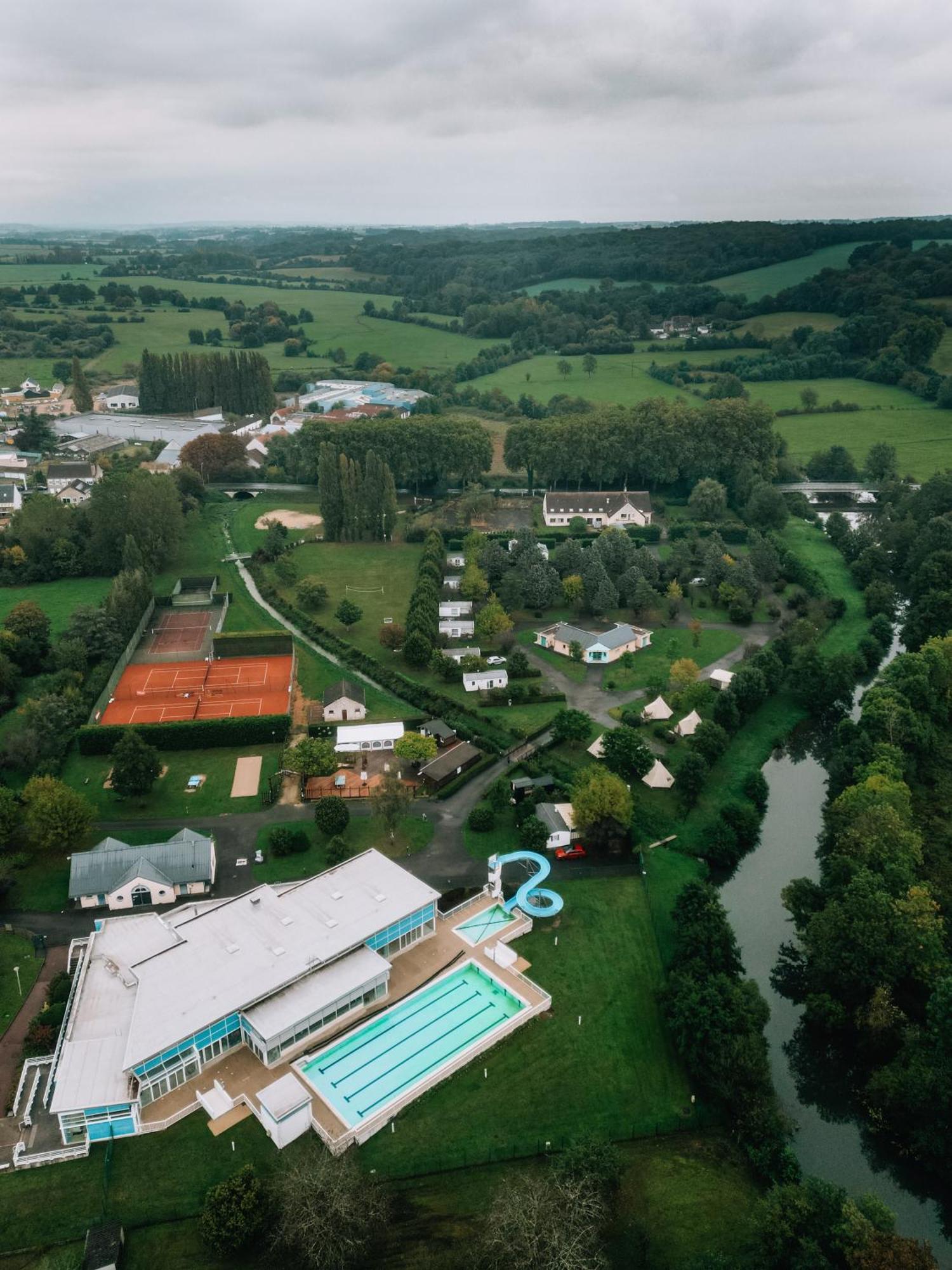Resort & Camping - Val De Braye Bessé-sur-Braye Zewnętrze zdjęcie